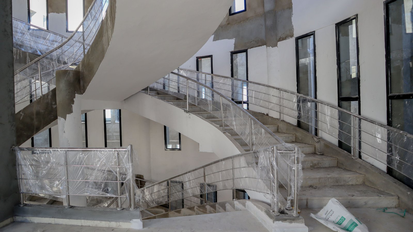 Université El Aouana