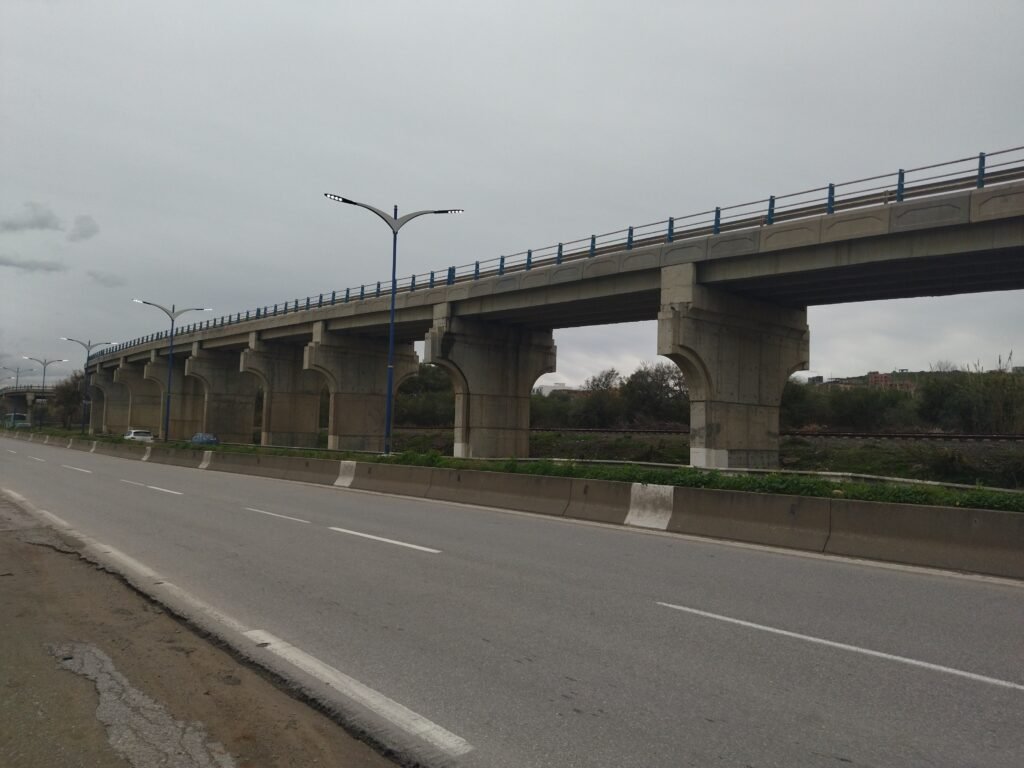 Étude et Réalisation d’un échangeur sur La Route Nationale n°43 – Université de Tassoust