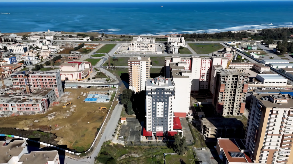 Résidence Jolie Vue: Vente Appartement F3 F4 à Jijel